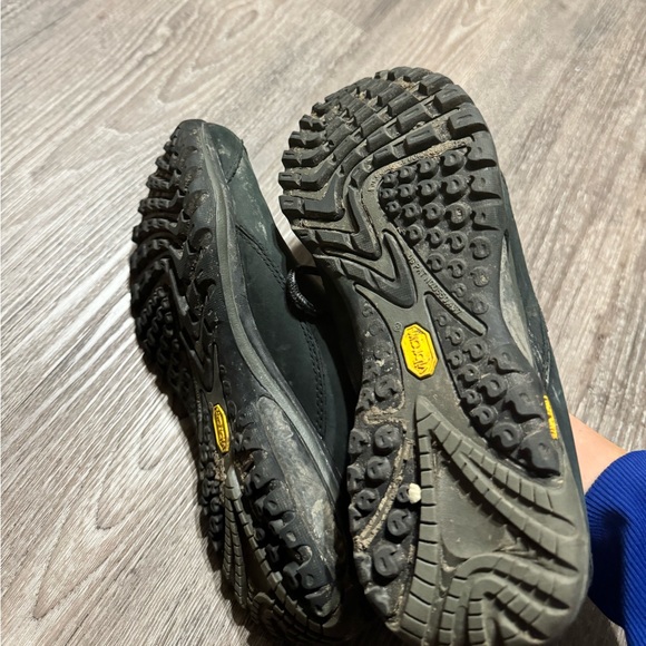 Vibram Merrell Hiking Shoes - Picture 3 of 4